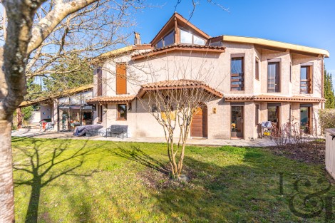Maison d'architecte à vendre en périphérie de Villeneuve-sur-Lot