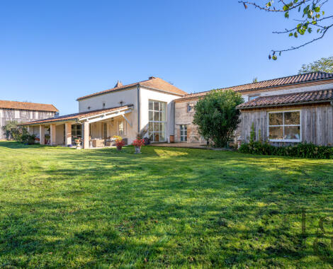 A vendre maison de caractère rénovée