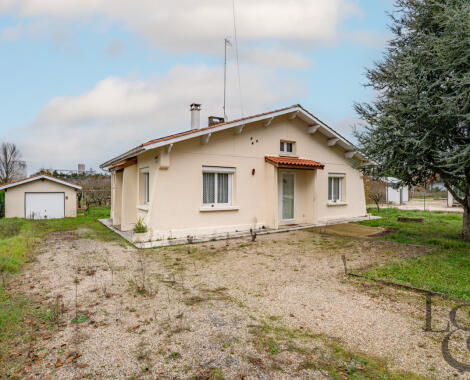 A vendre maison de plain-pied d'environ 71 m².