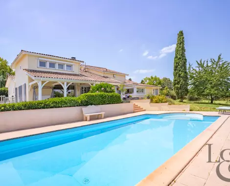 Villa à vendre sur les hauteurs de Villeneuve-sur-Lot