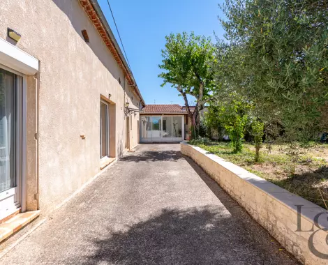 Maison rénovée à vendre proche commerces de Villeneuve-sur-Lot