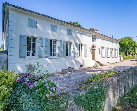 Propriété de caractère à vendre à Villeneuve-sur-Lot