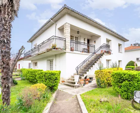 Maison avec possibilité 2 logements à vendre à Villeneuve-sur Lot