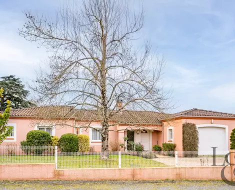 Maison de plain-pied à vendre à Villeneuve-sur-Lot