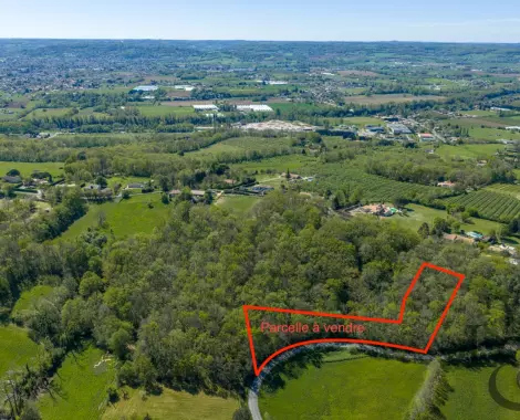 A vendre terrain Le Lédat 4 647 m² environ