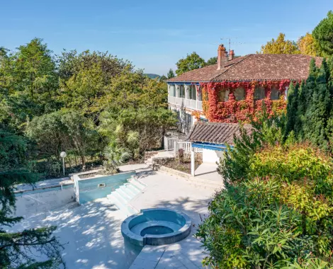 Villa de caractère à vendre à Pujols