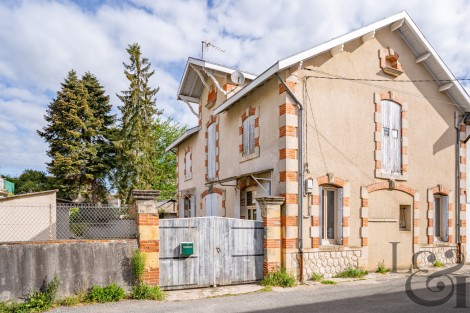 Maison de plain-pied avec jardin à Sainte-Livrade-sur-Lot (Lot-et-Garonne, 47)